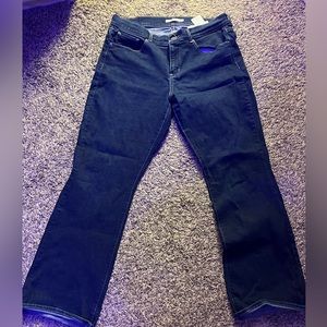 Women’s gently worn Levi’s classic bootcut jeans size 12